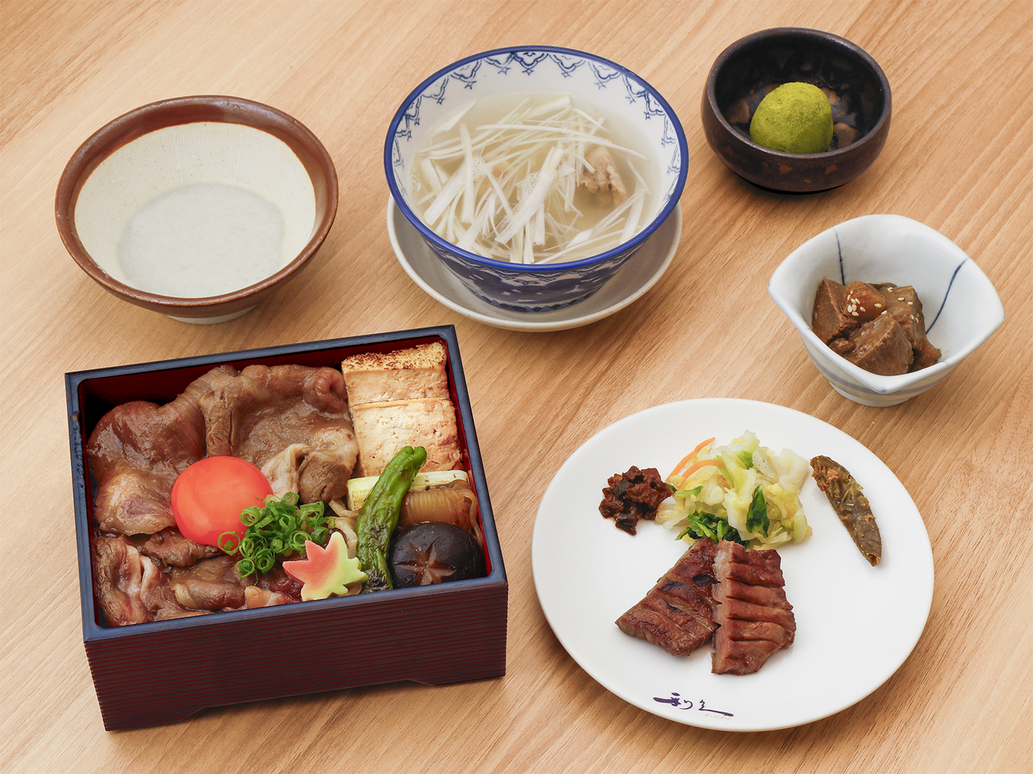 260814東北大学仙台牛-すき焼き定食_B1_7514.jpg